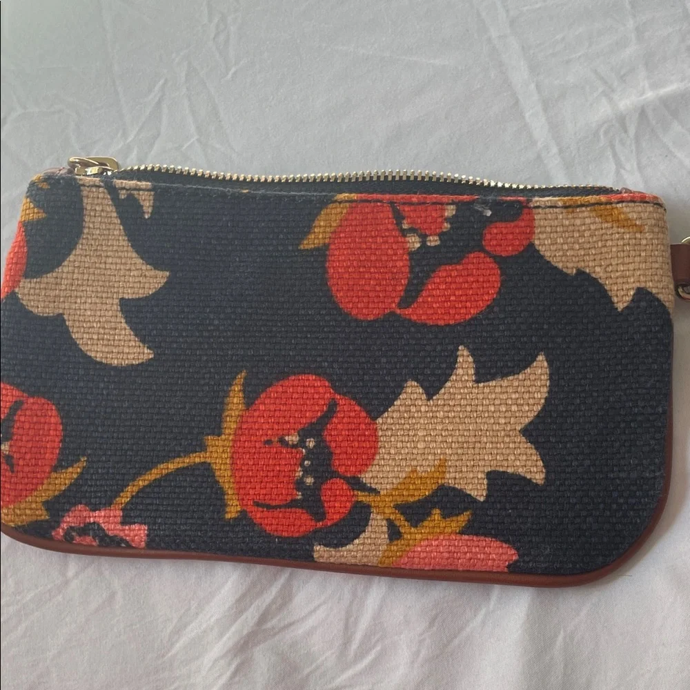 Spartina 449 Navy Canvas Wristlet with Orange and Cream Floral Motif